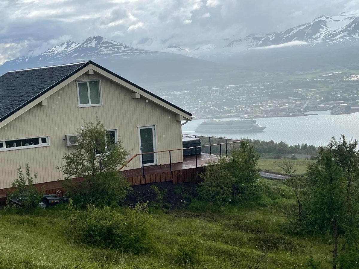 Akureyri - Cabin With An Amazing View Екстериор снимка